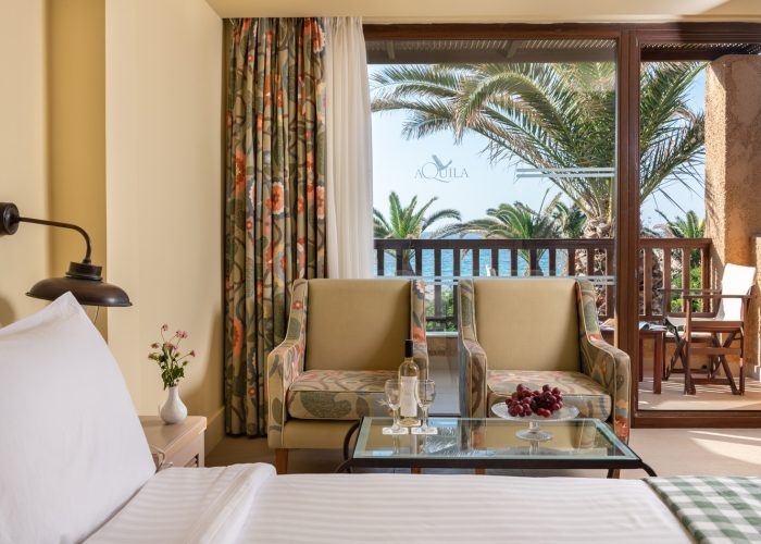 rithymna_beach_classic_family_room_garden_view_4