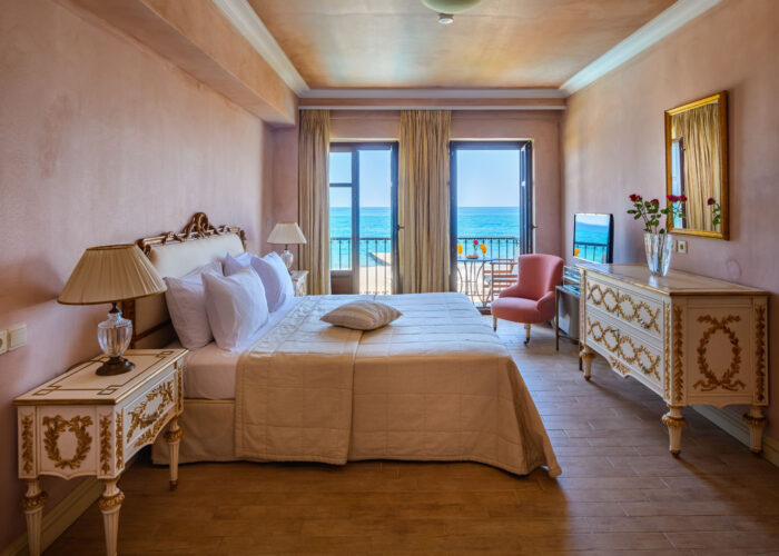 rithymna_beach_mythica_bungalow_suite_beachfront_1